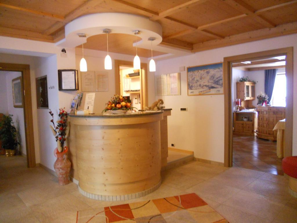 Residence Garni Manuela Cavalese Kamer foto